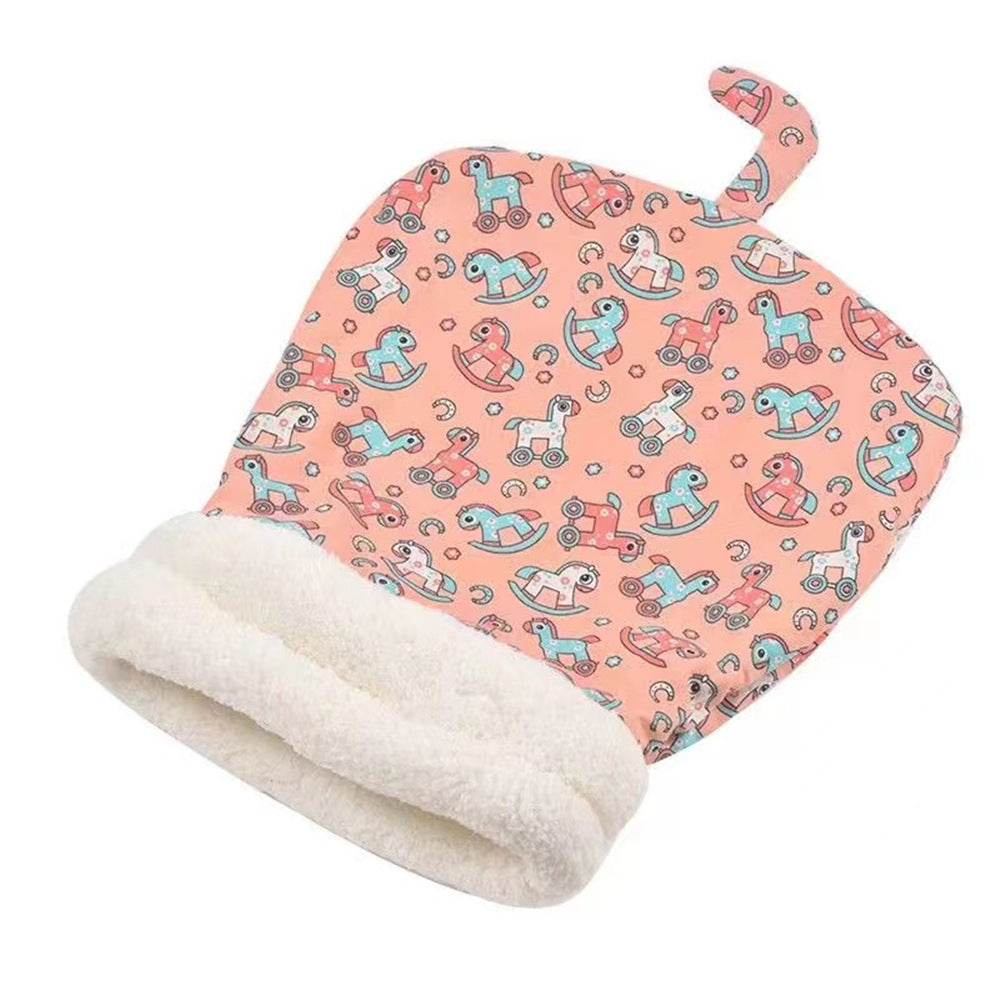 Cat bed sleeping bag drill hole bed closed kitten bed small dog bed sense of security autumn and winter sleeping bed drill bed lamb fleece
