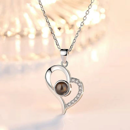 Douyin internet celebrity's same necklace, love, heart, pendant, 100 languages, I love you, creative necklace does not fade